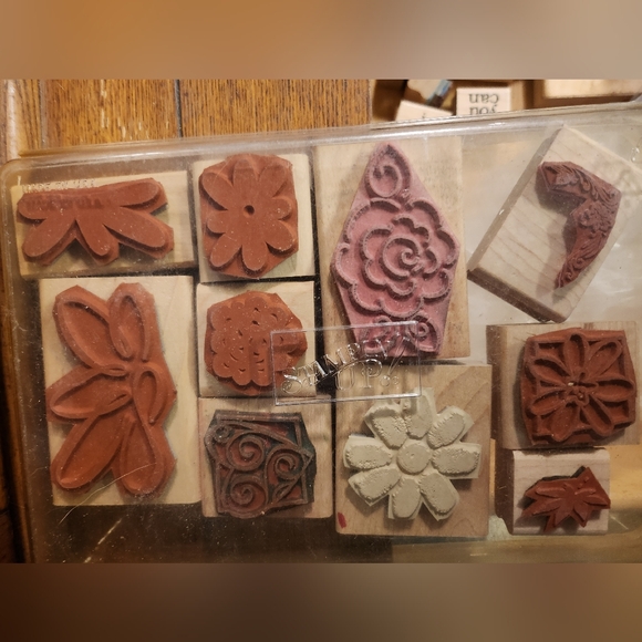 STAMPIN UP FLOWER STAMPS - Picture 2 of 2